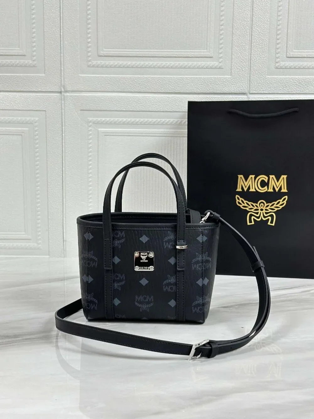 MCM Tote Bag - Picture 6 of 6